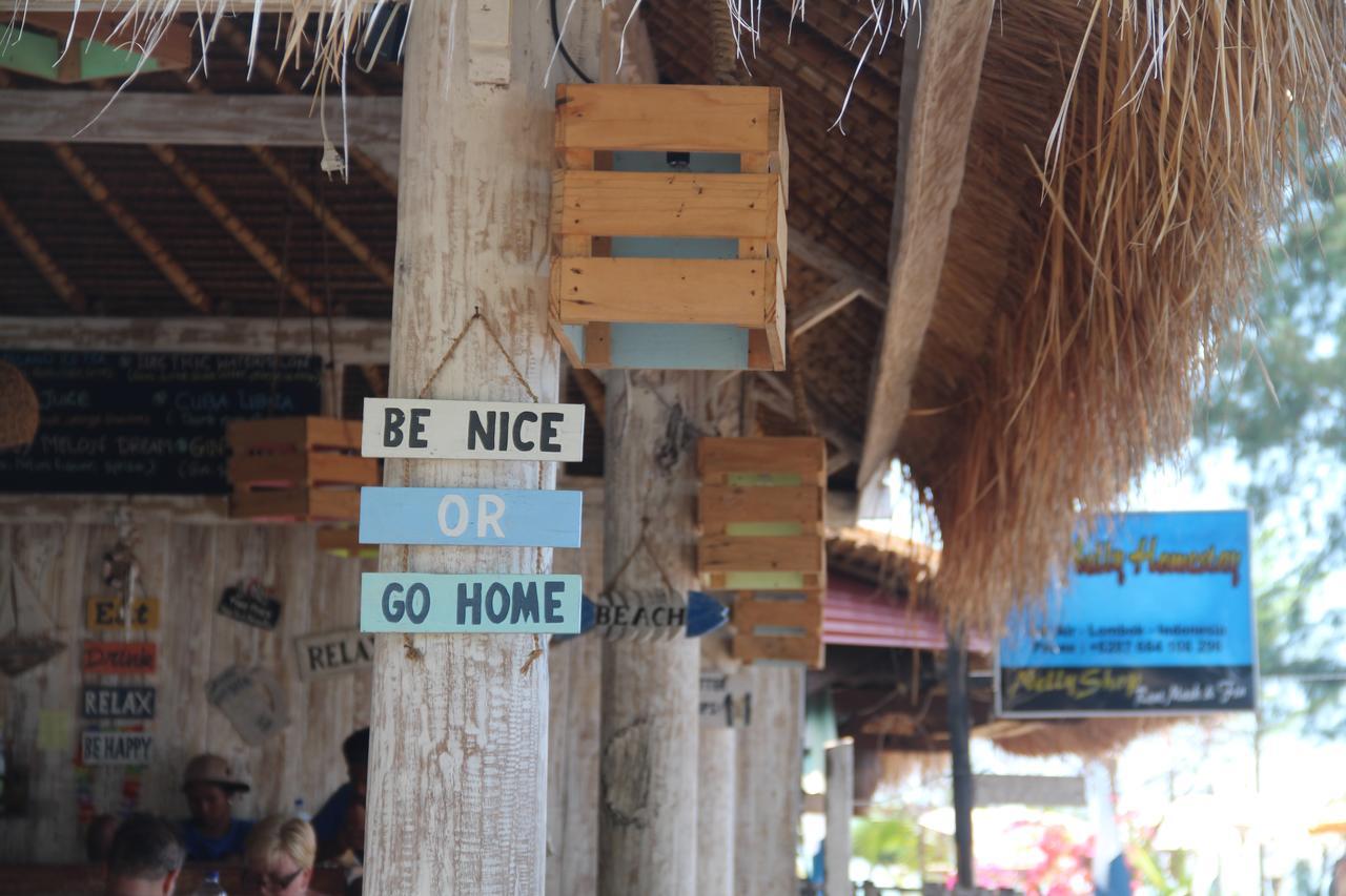 Star Bar And Bungalows Gili Islands Exterior photo